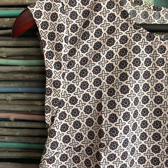 Perfect pattern work or casual blouse - Picture 2 of 6